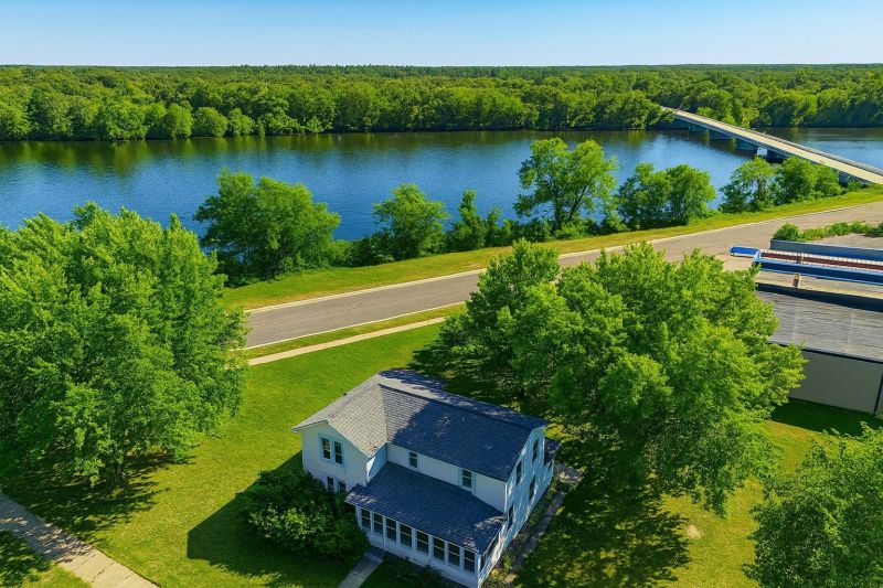 Best Gutter Protection Contractors in Euclid, OH
